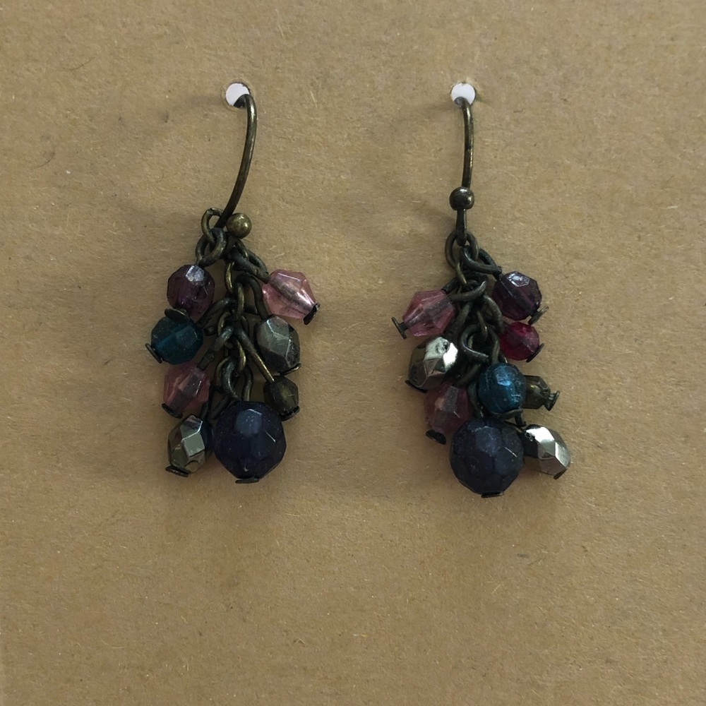 NWT Beautiful jewel tones copper cluster earrings